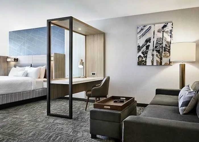 Hotel Springhill By Marriott Hole 3*